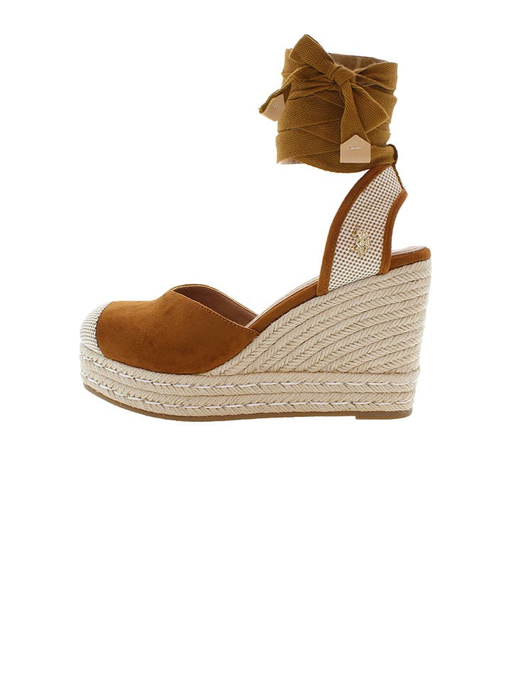 U.S. Polo Assn. Sandały w kolorze jasnobrązowo-beżowym na koturnie rozmiar: 39