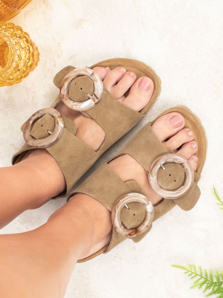 billowy Skórzane klapki w kolorze brązowym rozmiar: 38