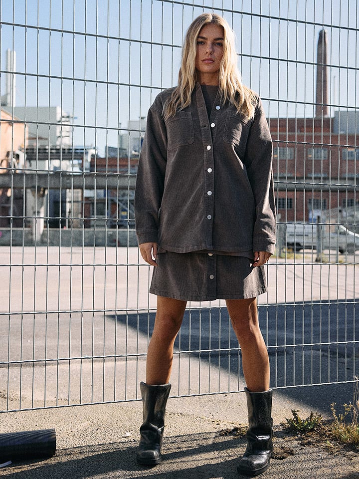 Noisy may Kurtka sztruksowa w kolorze szarobrązowym rozmiar: M