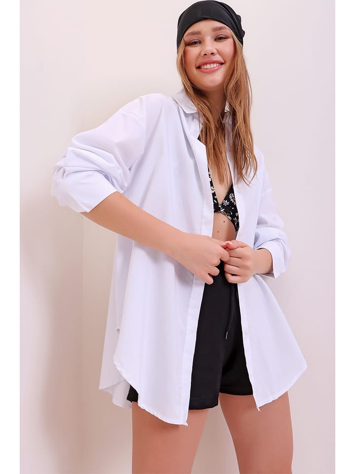 Chezalou Bluzka w kolorze białym rozmiar: M