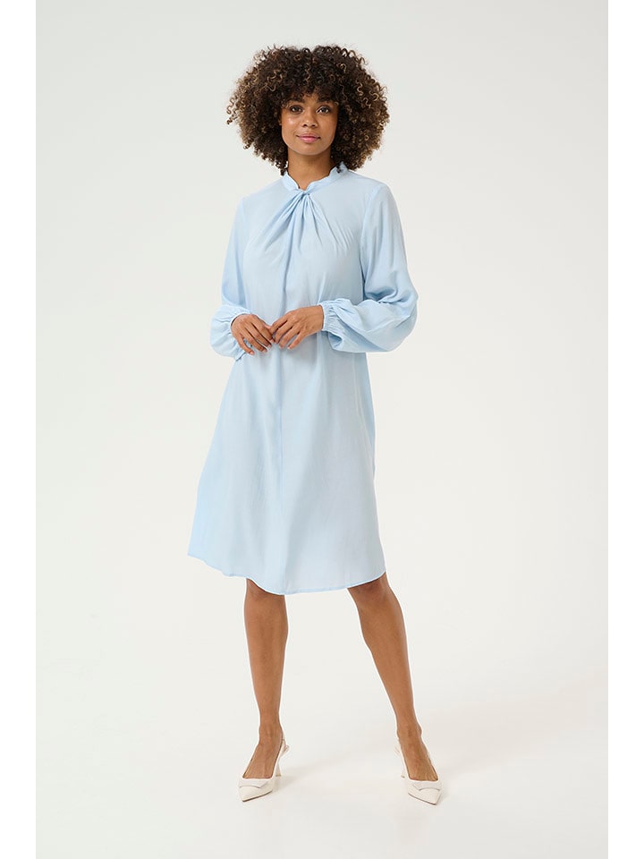 CULTURE Sukienka w kolorze błękitnym rozmiar: XL