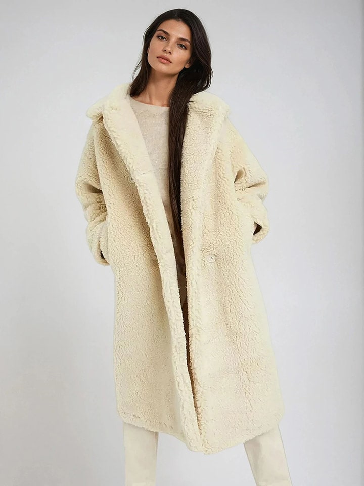 Monki Płaszcz pluszowy w kolorze kremowym rozmiar: XL