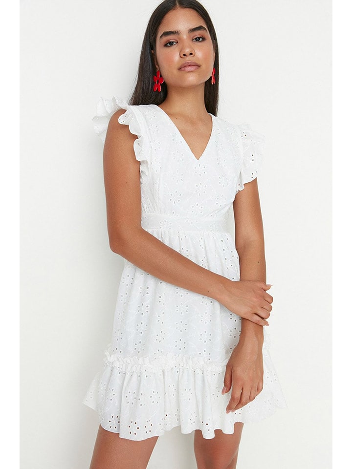 trendyol Sukienka w kolorze białym rozmiar: 38