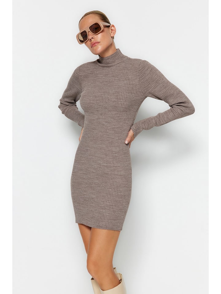 trendyol Sukienka dzianinowa w kolorze brązowym rozmiar: S