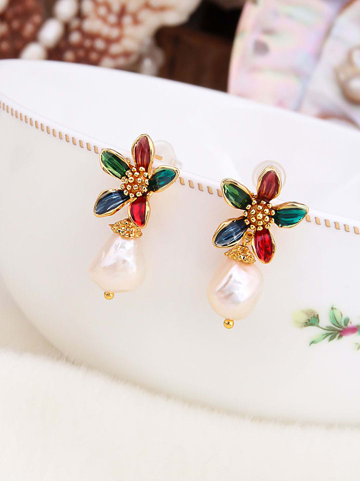 Pierres de Jade Pozłacane kolczyki-wkrętki z perłami rozmiar: onesize