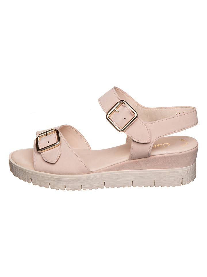 Gabor Skórzane sandały w kolorze jasnoróżowym na koturnie rozmiar: 40,5