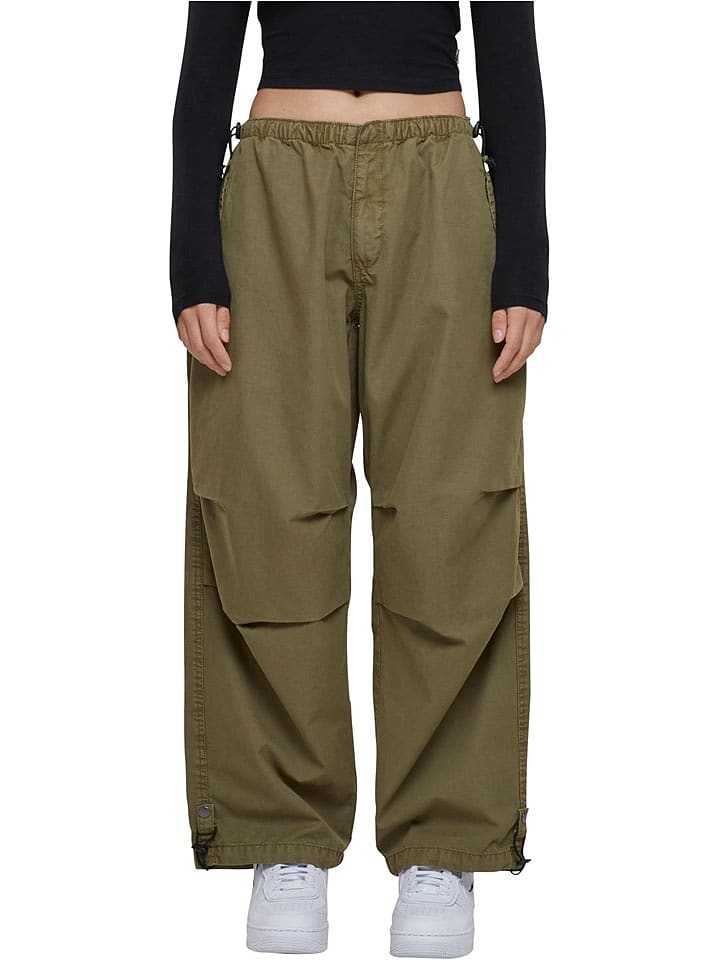 Urban Classics Spodnie w kolorze khaki rozmiar: M