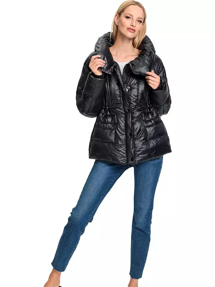 Heine Kurtka pikowana w kolorze czarnym rozmiar: 46