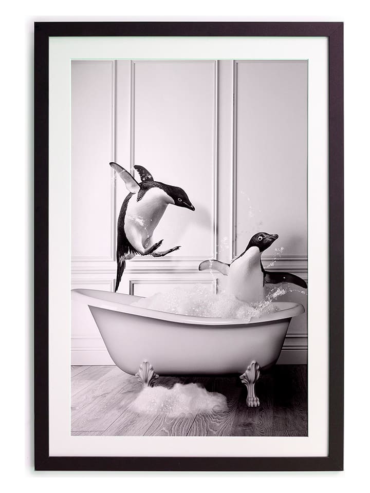 The Wild Hug Druk artystyczny "Penguin Bath" w ramce - 30 x 40 cm rozmiar: onesize