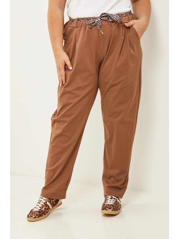 Curvy Lady Spodnie w kolorze jasnobrązowym rozmiar: 48/50