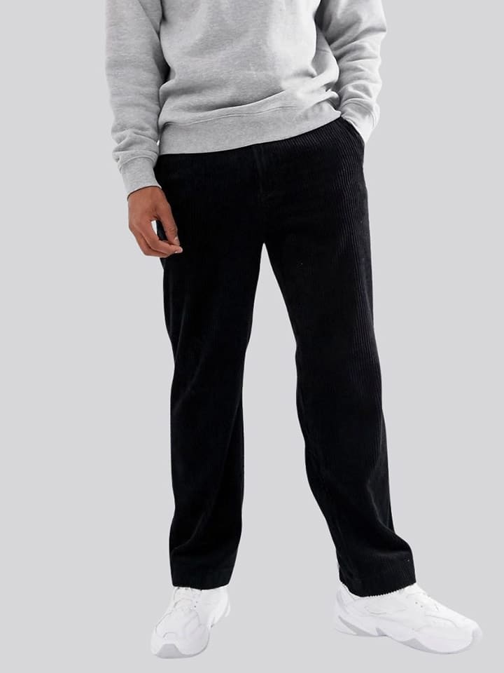 Weekday Spodnie sztruksowe w kolorze czarnym rozmiar: 46