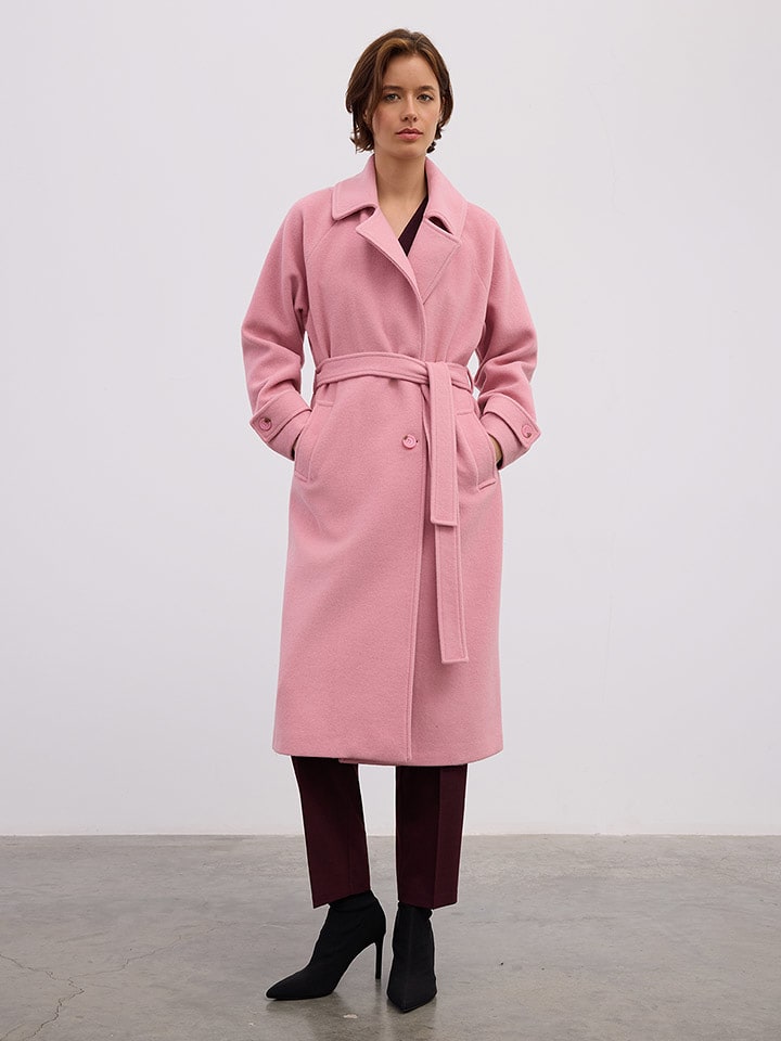 BGN Płaszcz przejściowy w kolorze różowym rozmiar: 40