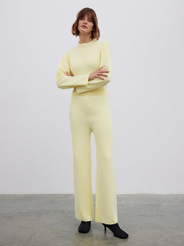 BGN Spodnie w kolorze żółtym rozmiar: 38