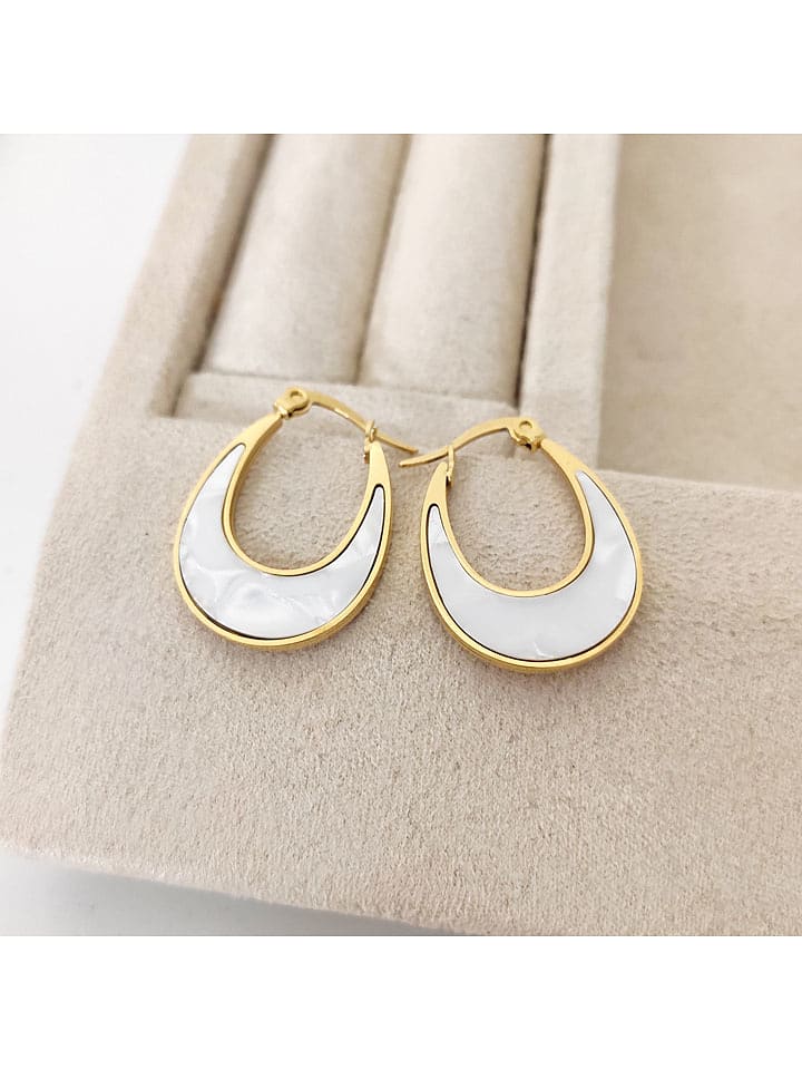 Nakkash Pozłacane kolczyki-kreole z masą perłową rozmiar: onesize