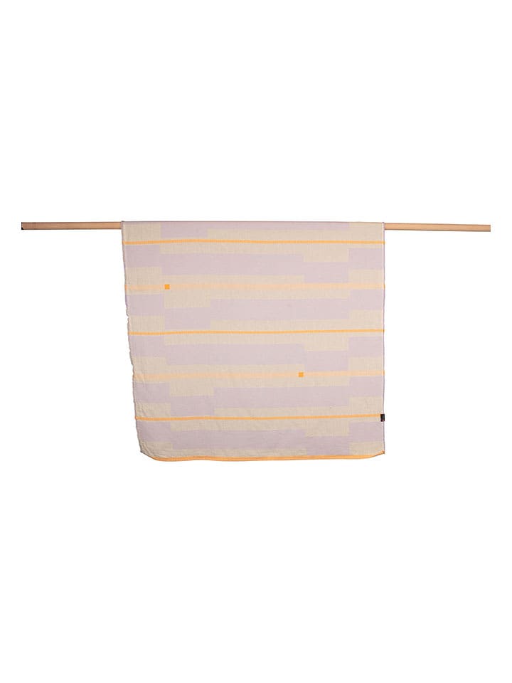 David Fussenegger Koc w kolorze beżowo-jasnoróżowym rozmiar: 135x200 cm