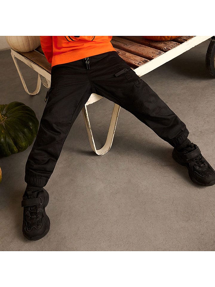 COOL CLUB Bojówki w kolorze czarnym rozmiar: 110