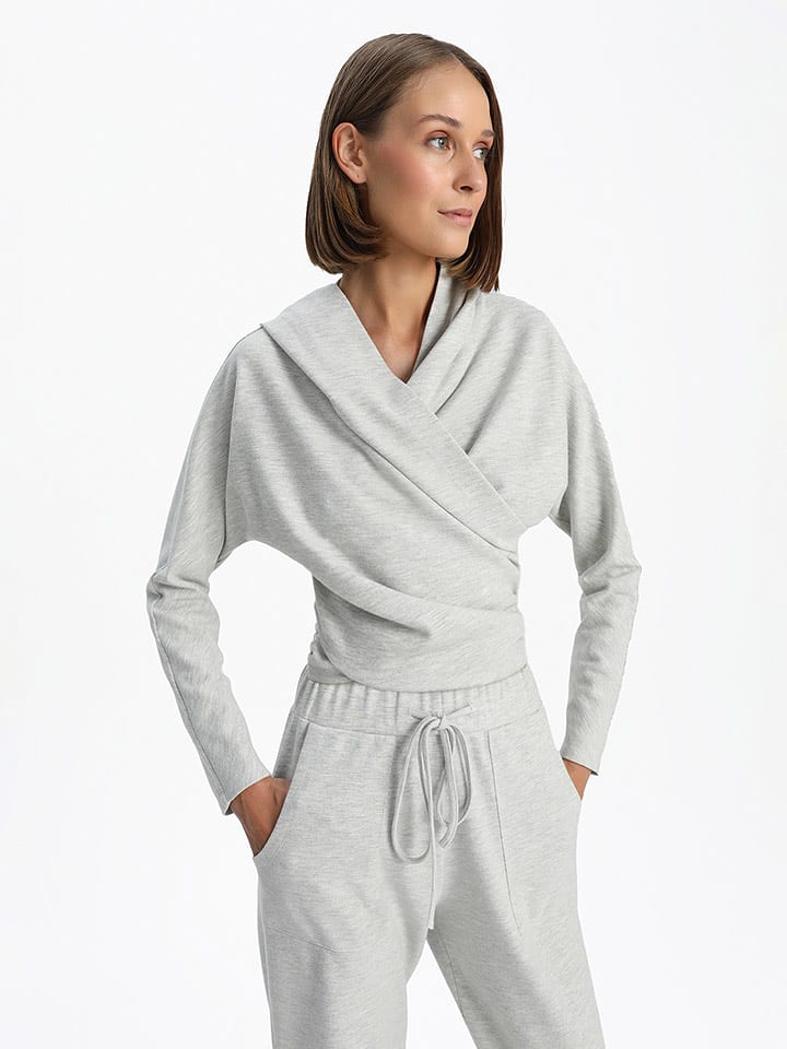 BGN Sweter w kolorze jasnoszarym rozmiar: 40