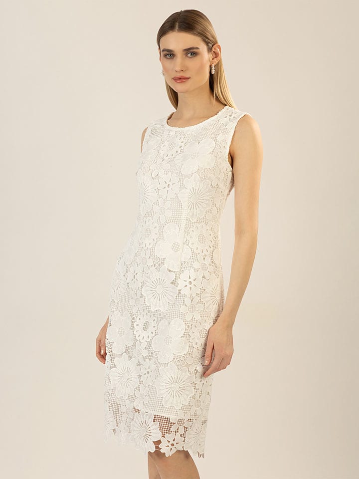 APART Sukienka w kolorze kremowym rozmiar: 46