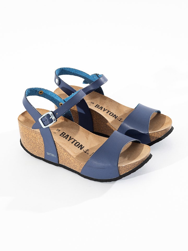 BAYTON Sandały w kolorze niebieskim na koturnie rozmiar: 37