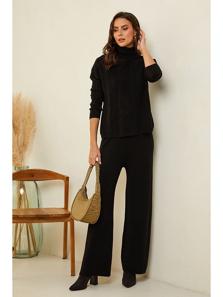 Soft Cashmere Spodnie w kolorze czarnym rozmiar: 38/40