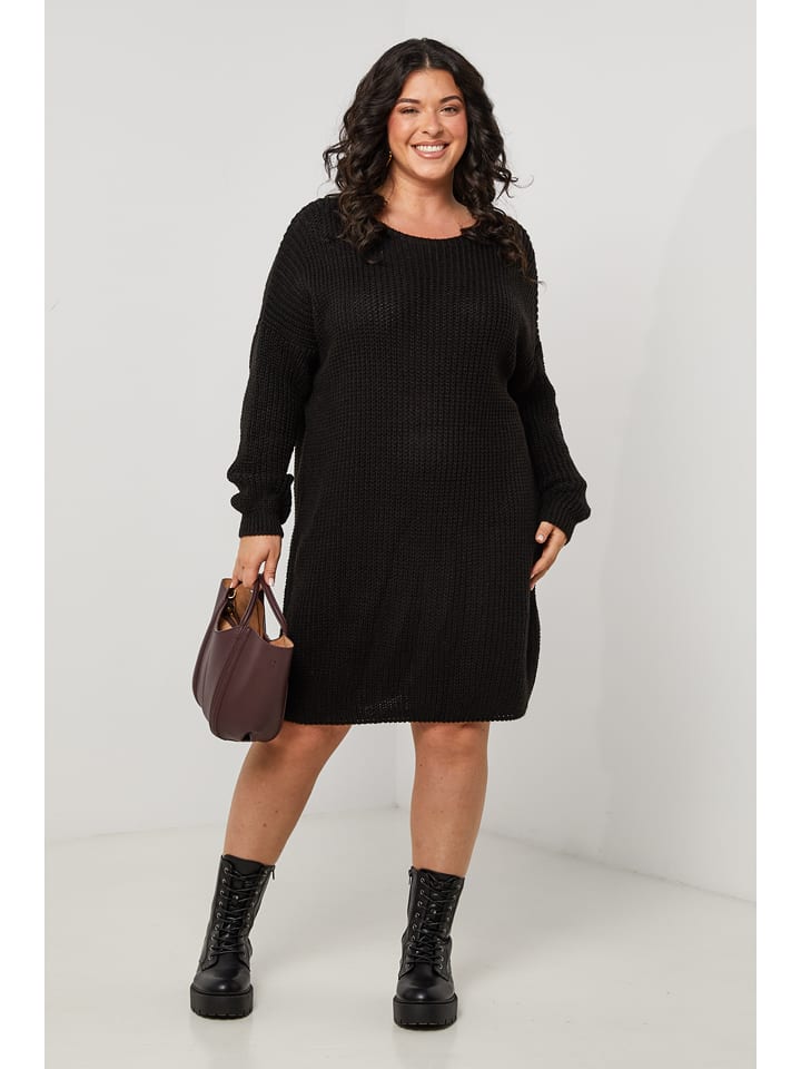 Curvy Lady Sukienka dzianinowa w kolorze czarnym rozmiar: 44/46
