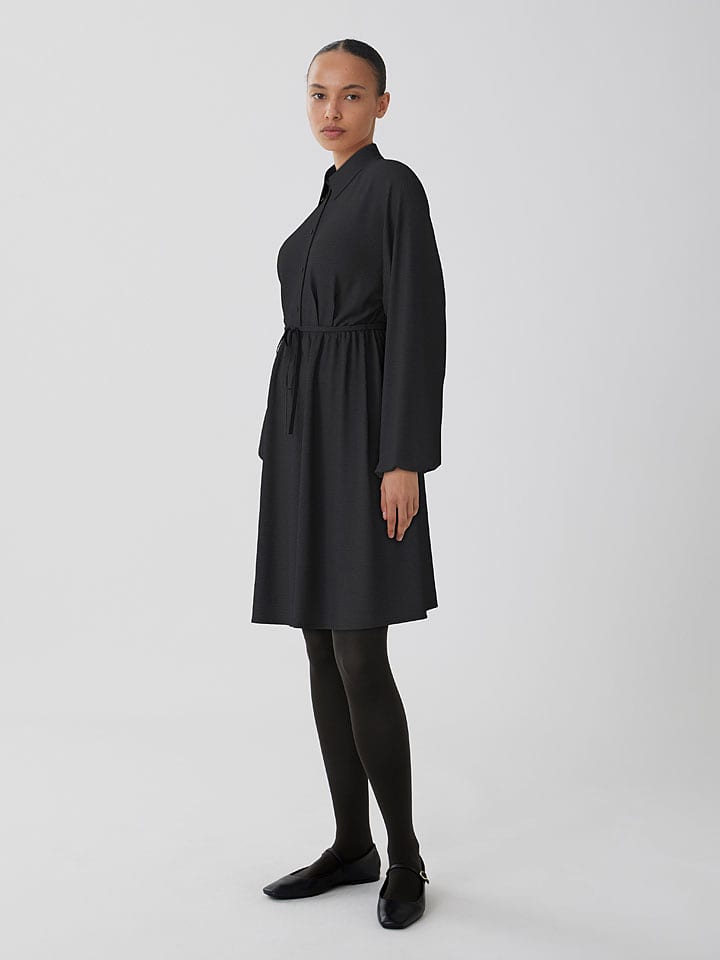 Vila Sukienka "Visurashil" w kolorze czarnym rozmiar: 34