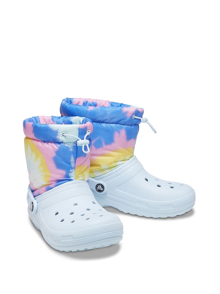 Crocs Kalosze "Classic Lined Neo Puff Tie Dye" w kolorze białym ze wzorem rozmiar: 42-43