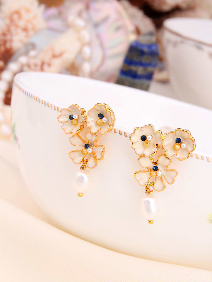 L'Atelier de Gaia Pozłacane kolczyki-wkrętki z perłami i cyrkoniami rozmiar: onesize