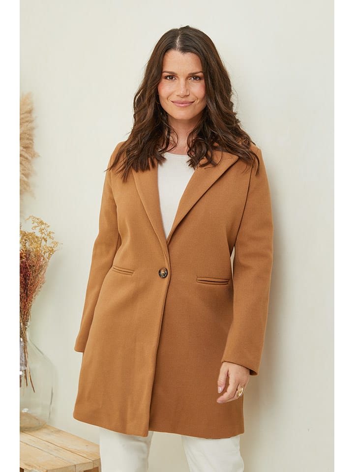 Curvy Lady Płaszcz przejściowy w kolorze karmelowym rozmiar: 48/50