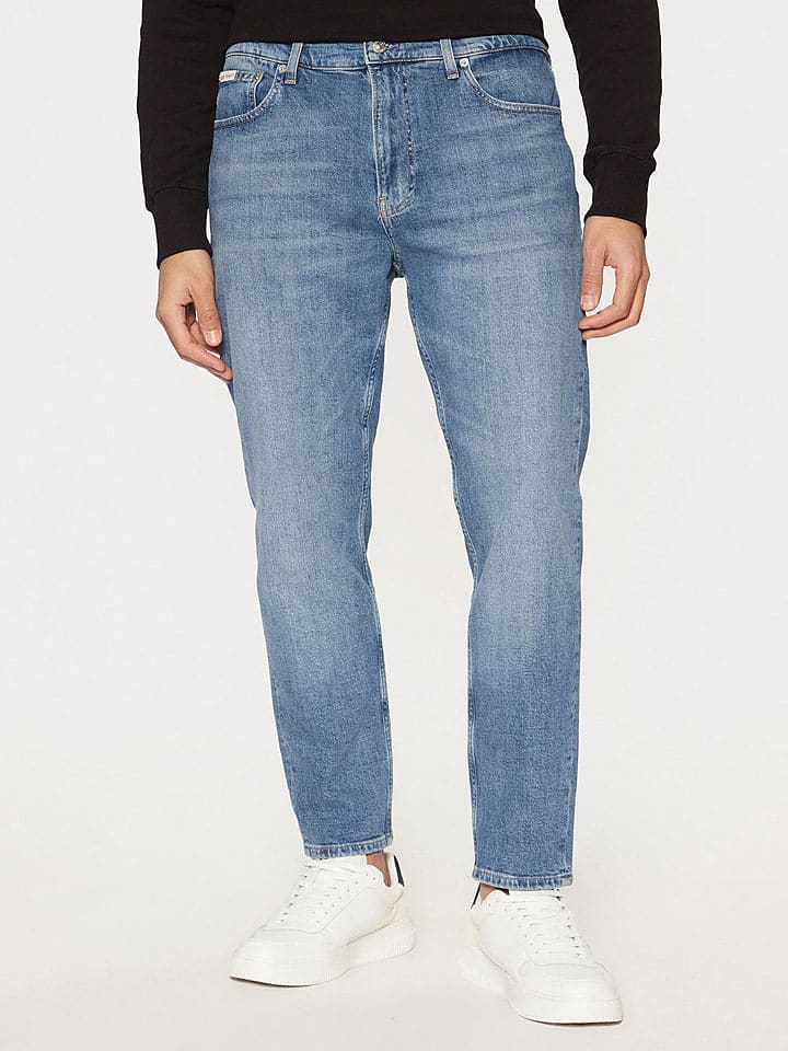Calvin Klein Dżinsy - Tapered fit - w kolorze błękitnym rozmiar: W29
