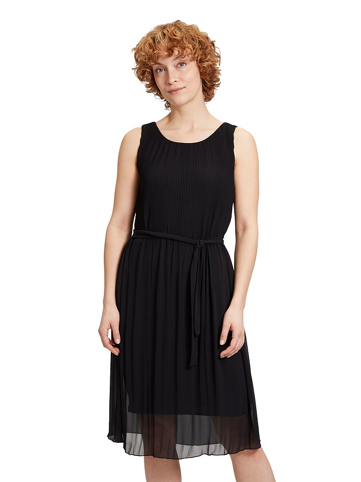 CARTOON Sukienka w kolorze czarnym rozmiar: 38