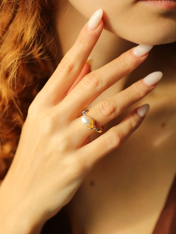 Pierres delicates Pozłacany pierścionek z perłą i cyrkoniami rozmiar: onesize