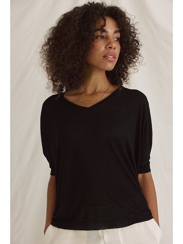 Cotton Candy Koszulka "Helay" w kolorze czarnym rozmiar: M
