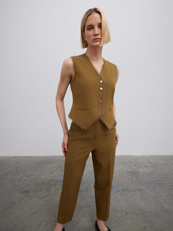 BGN Kamizelka w kolorze jasnobrązowym rozmiar: 40