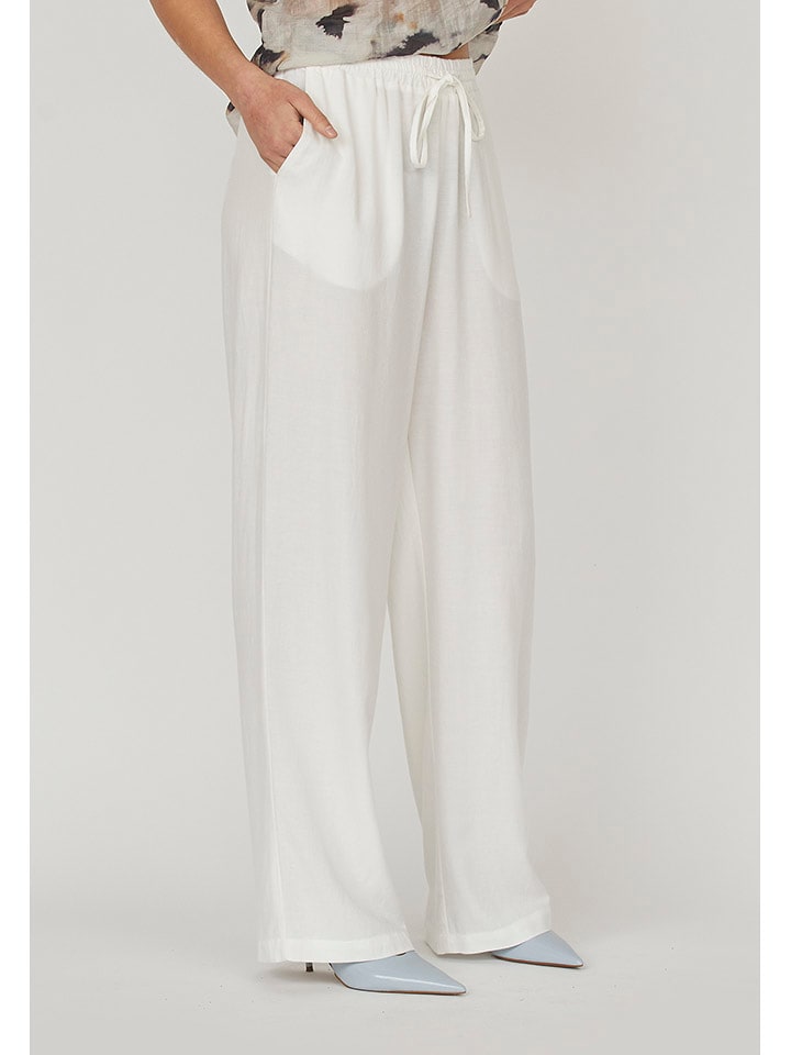 SisterS point Spodnie w kolorze białym rozmiar: XS