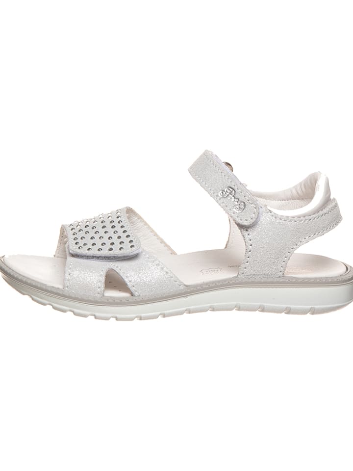 Primigi Skórzane sandały w kolorze białym rozmiar: 26