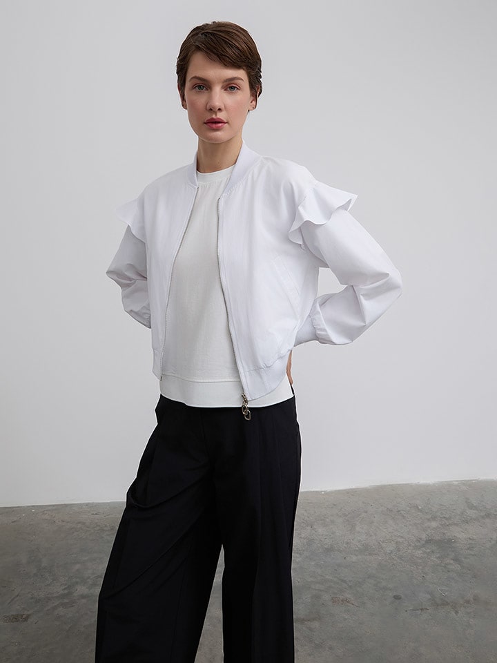 BGN Kurtka w kolorze białym rozmiar: 40