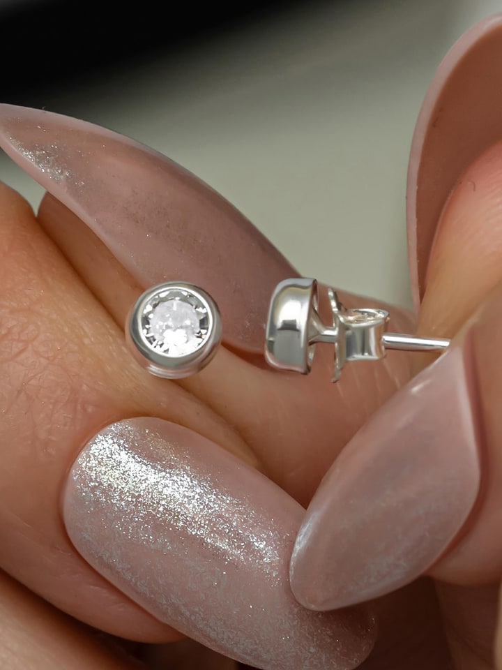 Lodie Silver Srebrne kolczyki-wkrętki z cyrkoniami rozmiar: onesize