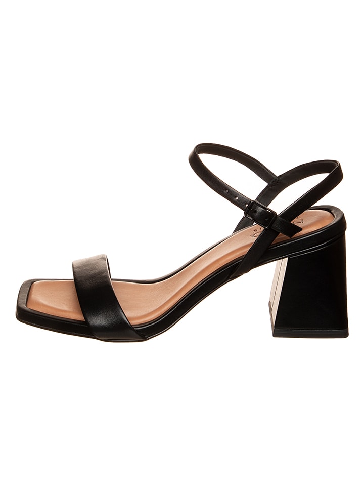 Tamaris Skórzane sandały w kolorze czarnym rozmiar: 37