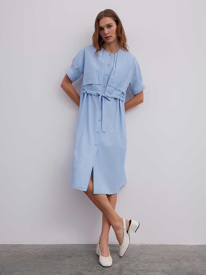 BGN Sukienka w kolorze błękitnym rozmiar: 40