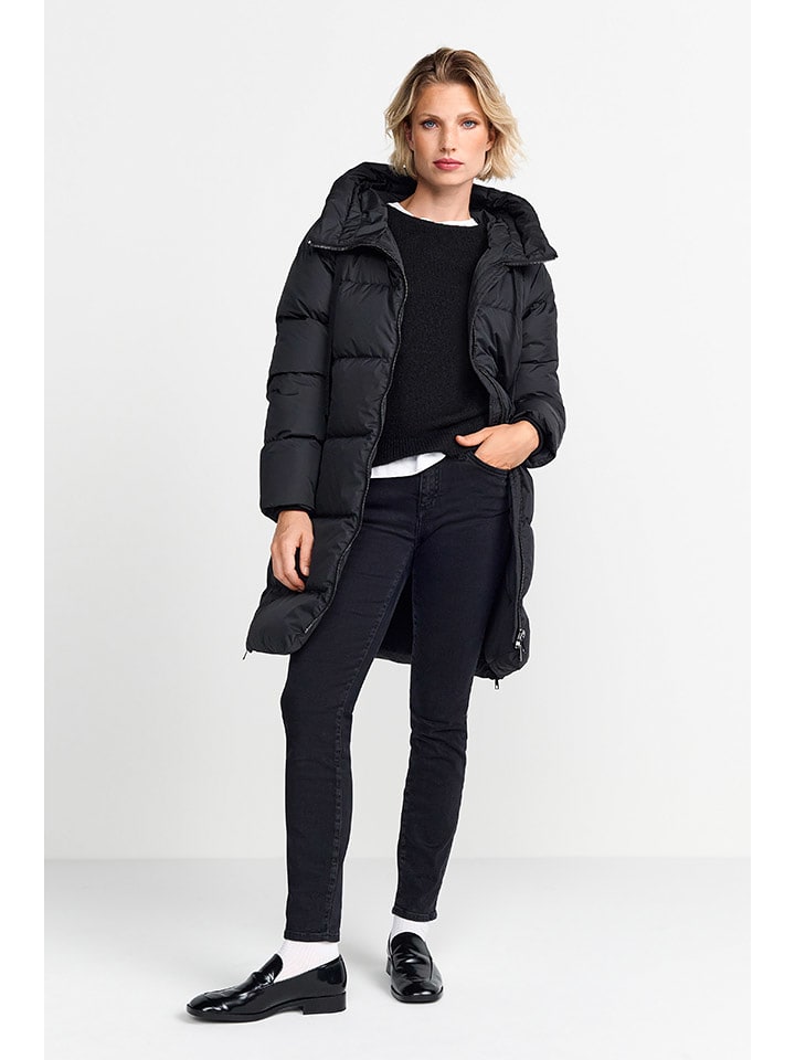 Rich & Royal Płaszcz pikowany w kolorze czarnym rozmiar: 40