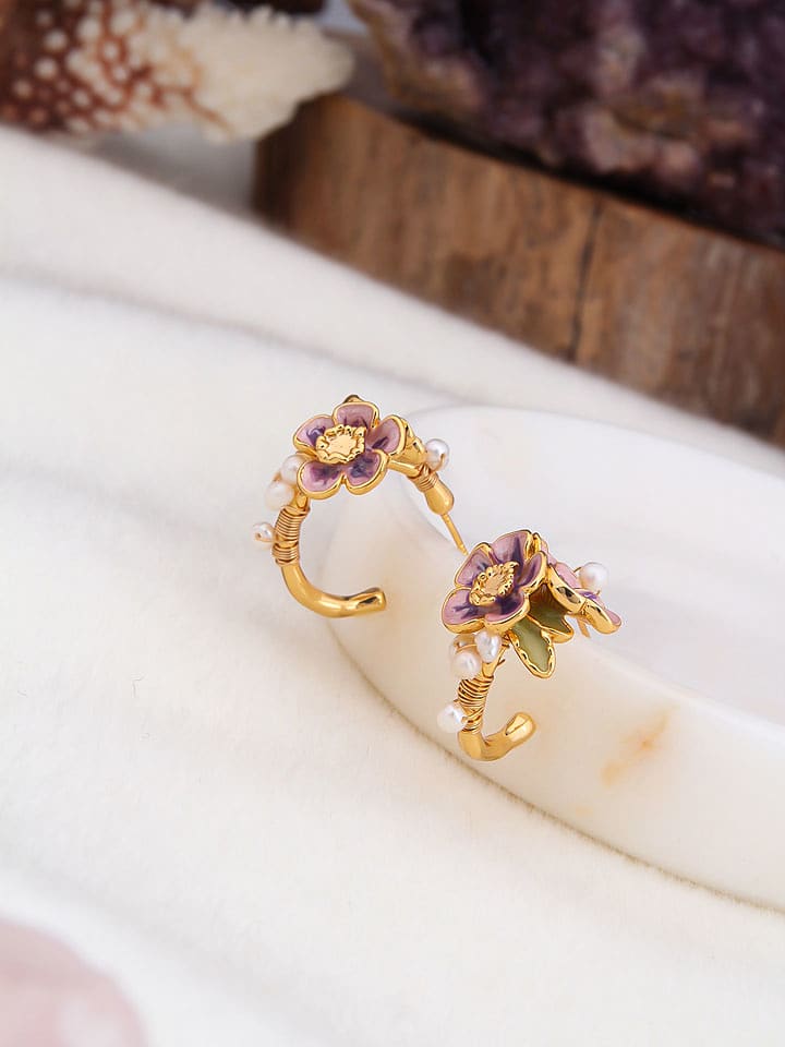 Pierres de Jade Pozłacane kolczyki-półkreole z perłami rozmiar: onesize