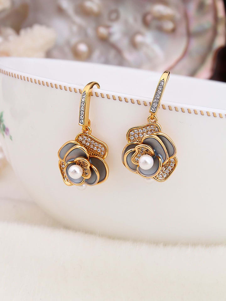 Pierres de Jade Pozłacane kolczyki z perłami rozmiar: onesize