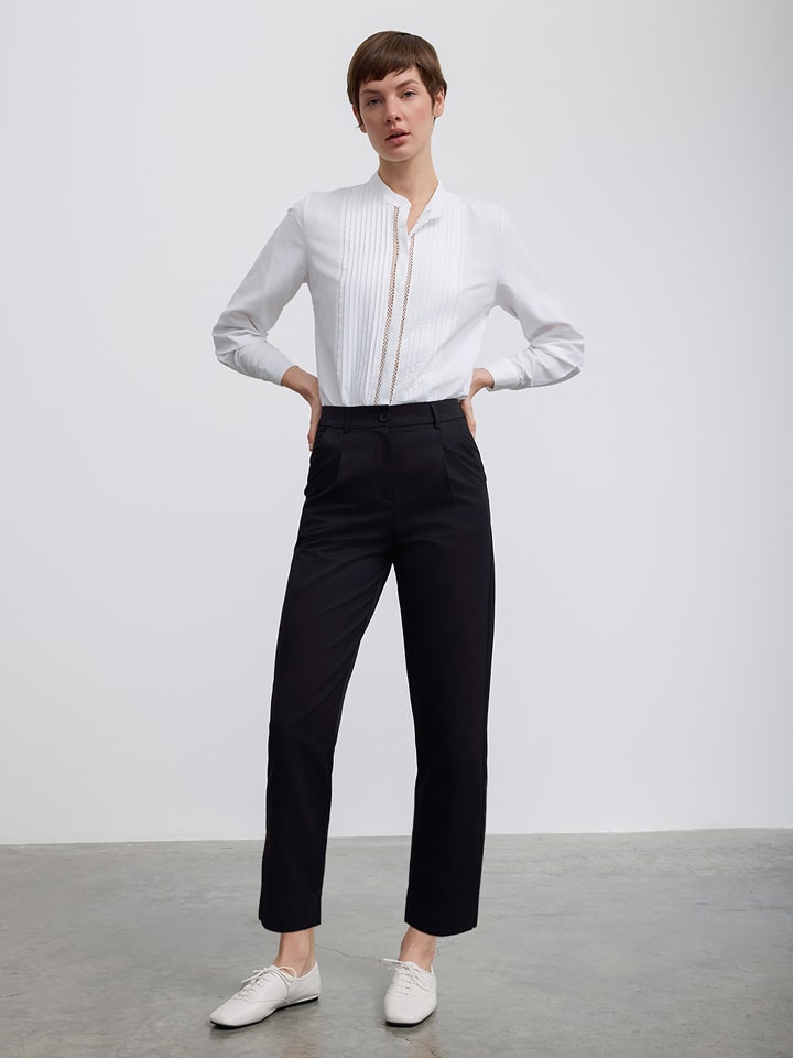 BGN Spodnie w kolorze czarnym rozmiar: 34