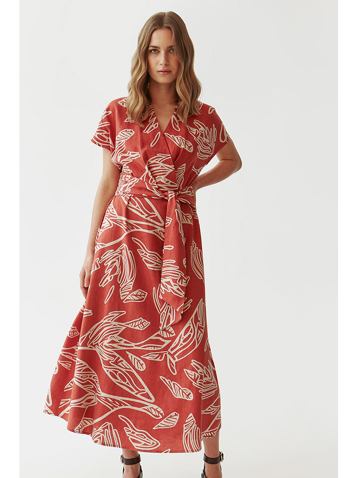 TATUUM Sukienka w kolorze biało-czerwonym rozmiar: 44