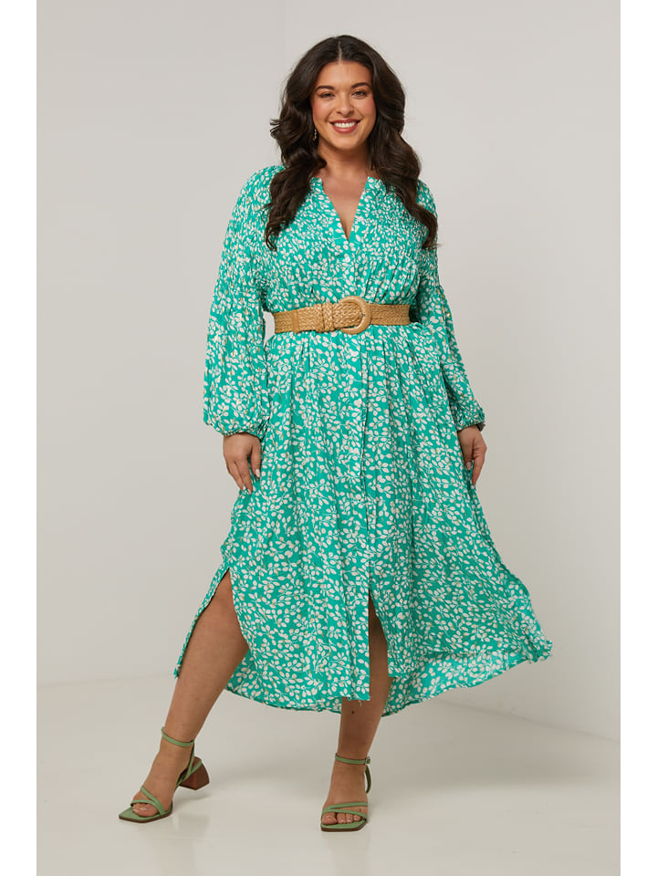 Curvy Lady Sukienka w kolorze turkusowym rozmiar: 44/46