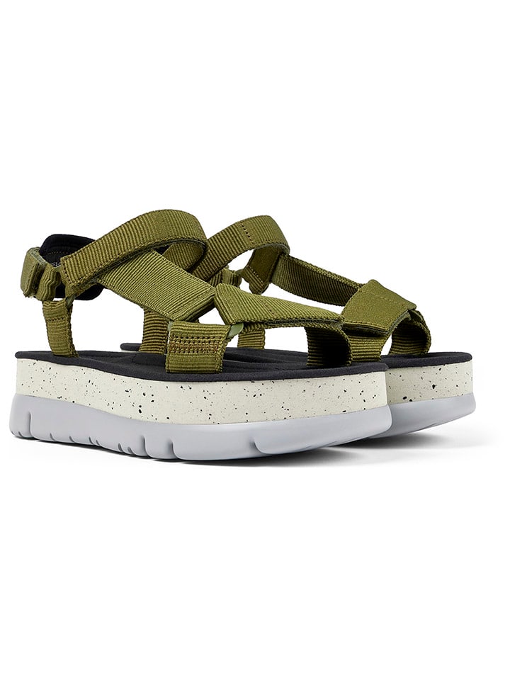 Camper Sandały w kolorze khaki na koturnie rozmiar: 38
