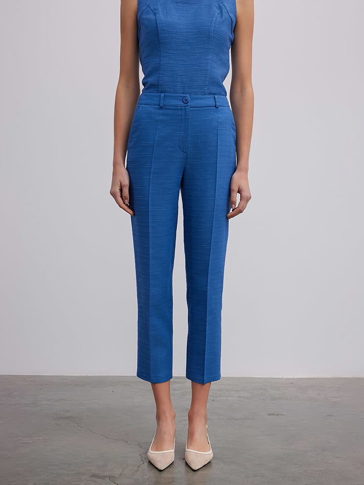 BGN Spodnie w kolorze niebieskim rozmiar: 34