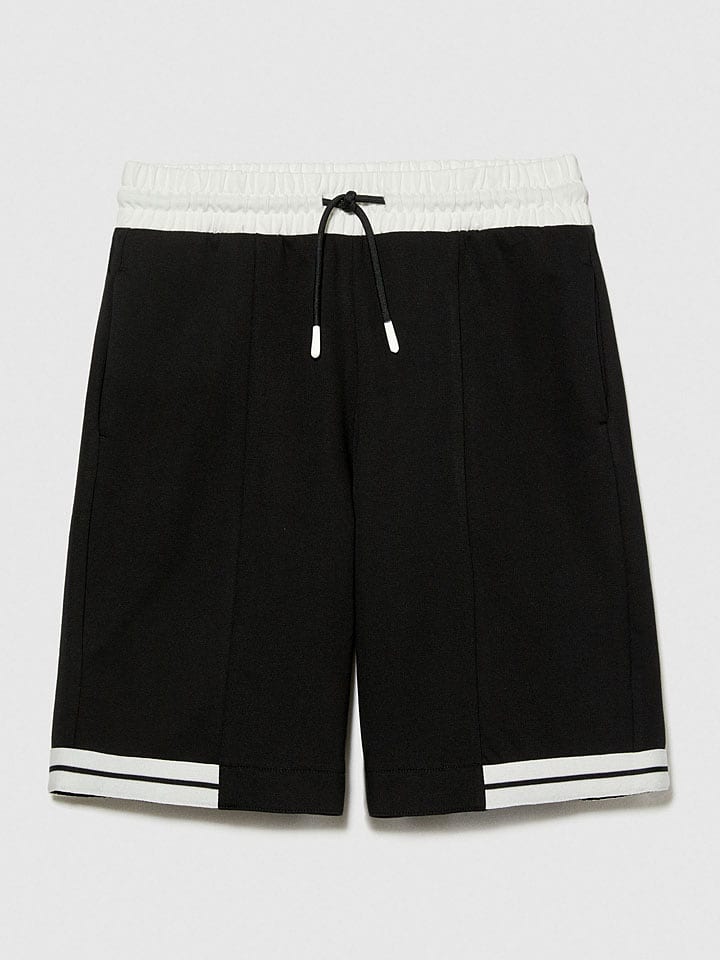 Sisley Bermudy w kolorze czarnym rozmiar: 122