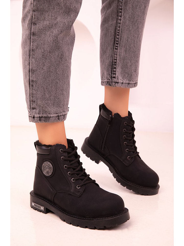 trendyol Botki zimowe w kolorze czarnym rozmiar: 39